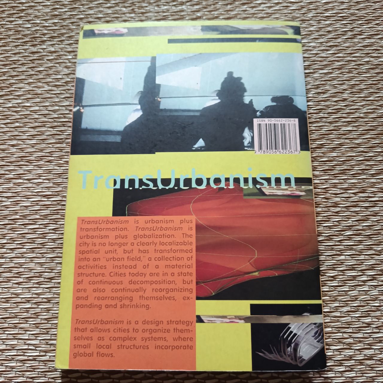 TransUrbanism"  Editado por Joke Brouwer e Arjen Mulder (4/4)