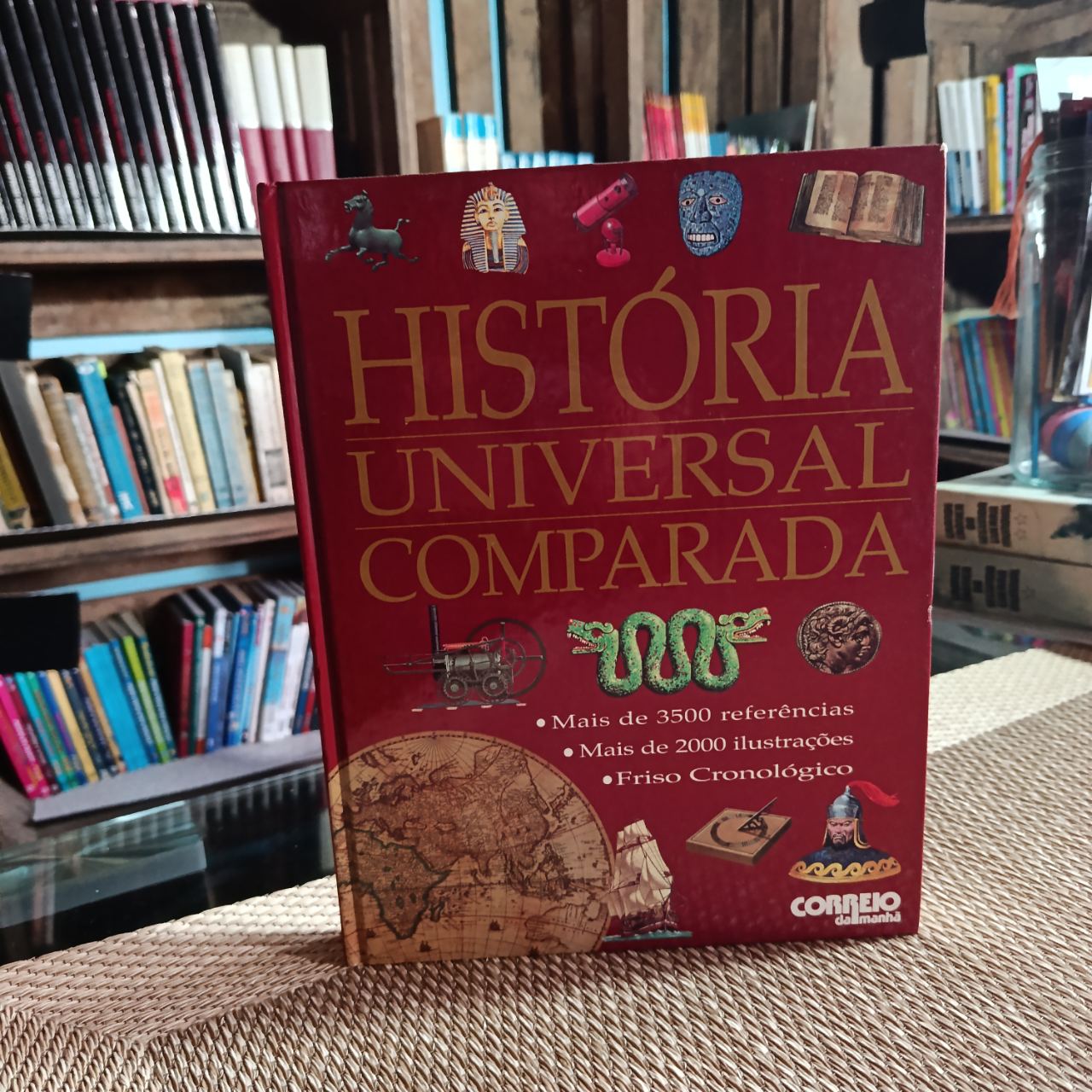 História Universal Comparada