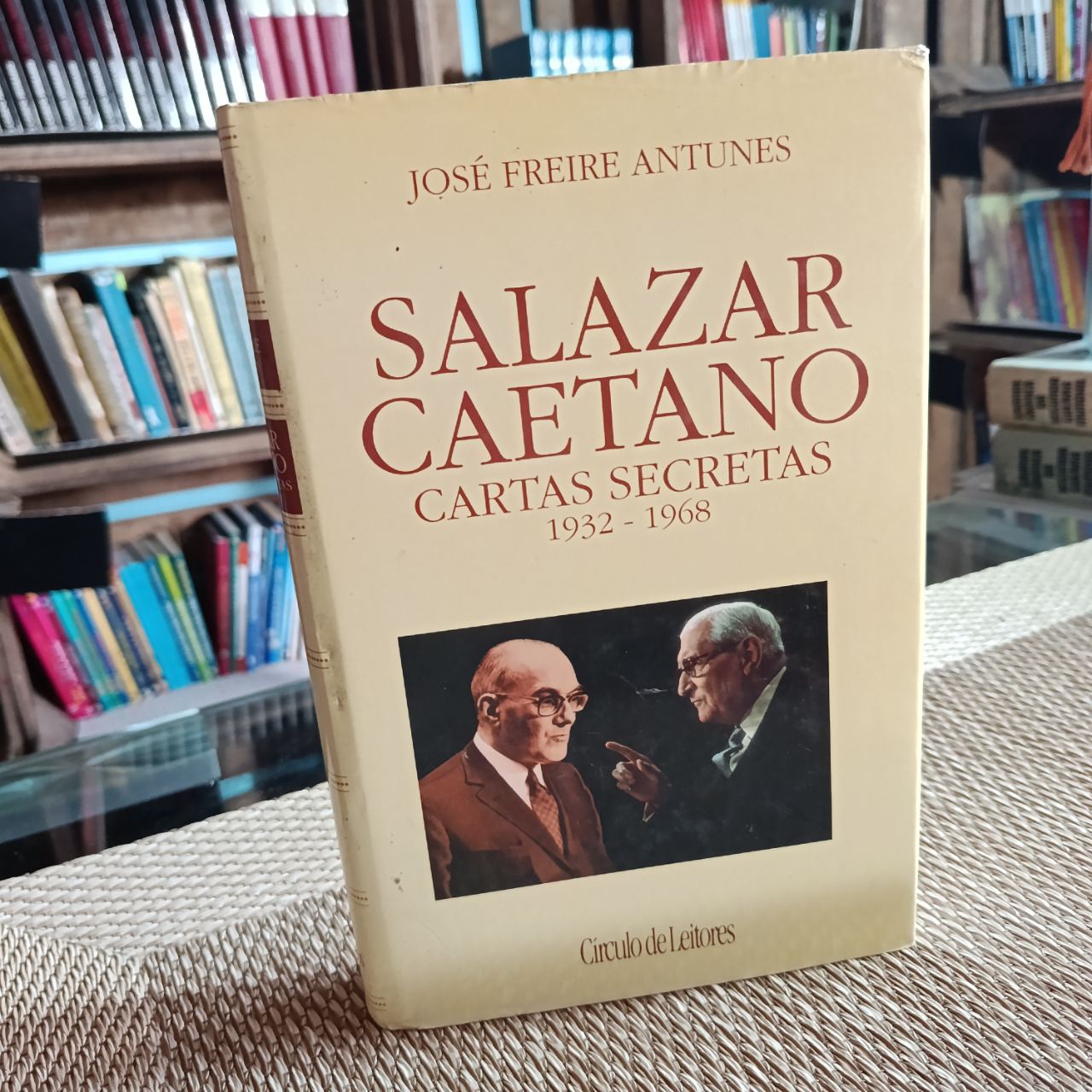 Salazar e Caetano — Cartas Secretas (1932-1968)" — José Freire Antunes (2/3)